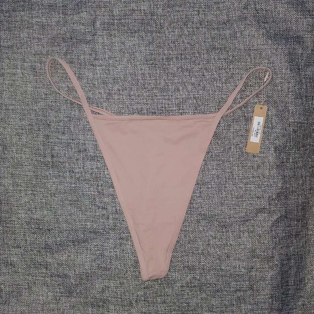 NWT SKIMS 2X Fits Everybody String Thong DUSK